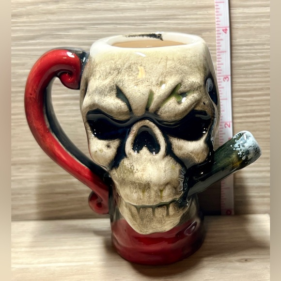 Brand New Vintage "The Smoking Skull" Collectible Shot Glass, 4in - Picture 6 of 7